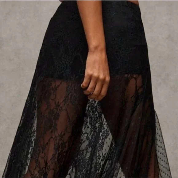 Black lace maxi skirt for festivals & fairs. Clubbing - Picture 4 of 6